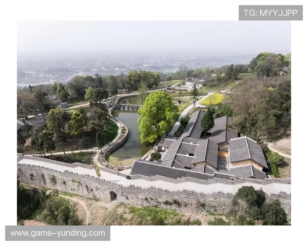 深入了解云顶山寨位置及其在旅游圈中的重要地位 深入了解云顶山寨位置及其在旅游圈中的重要地位